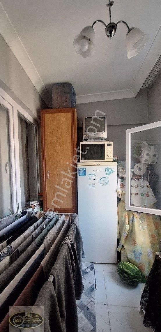 Hacıyusufta Valide Cami Karşısı Arakat 2+1masrafsız - Görsel 30