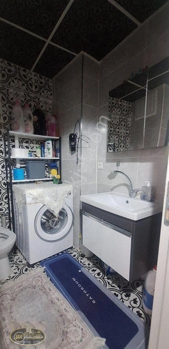 Hacıyusufta Valide Cami Karşısı Arakat 2+1masrafsız - Görsel 22