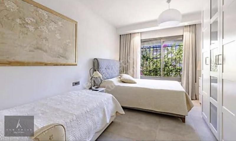 Bodrum Eskiçeşme'de Satılık Koy Manzaralı Düz Ayak Girişli Daire - Görsel 2