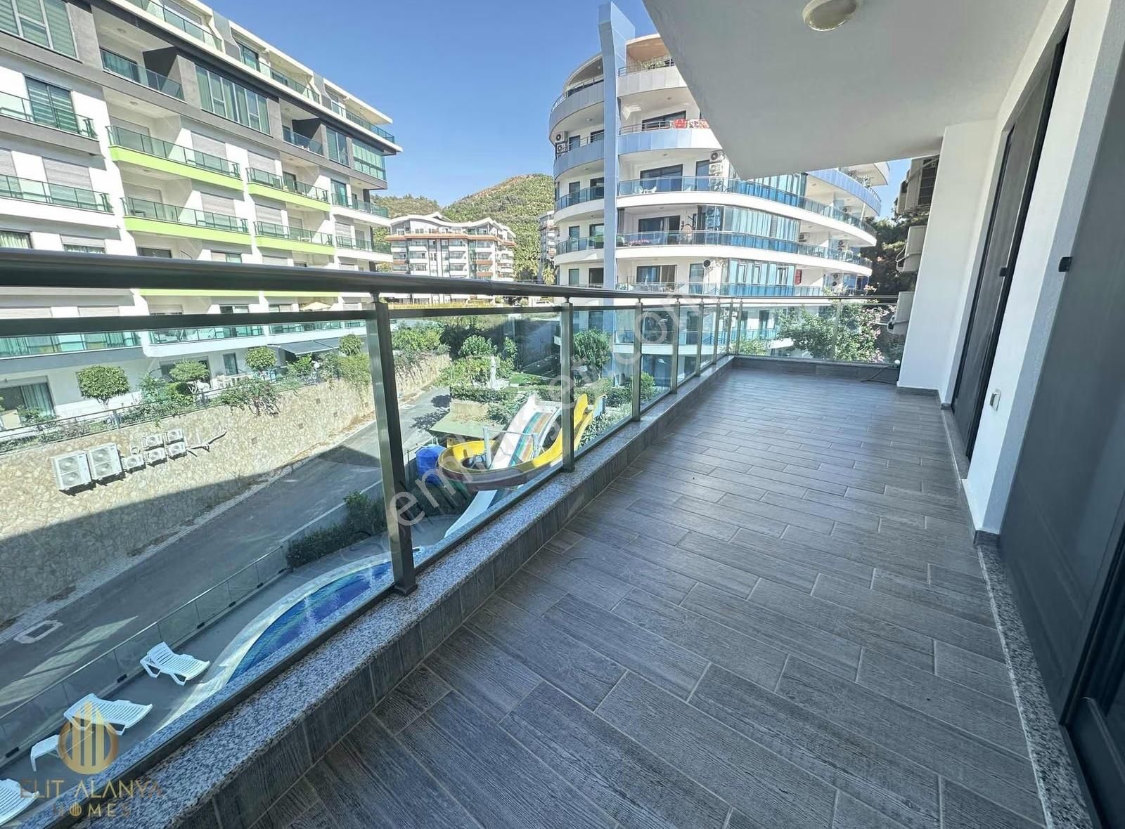 Platinum Aqua Resort Rezidansta 2+1 120 M2 Full Eşyalı