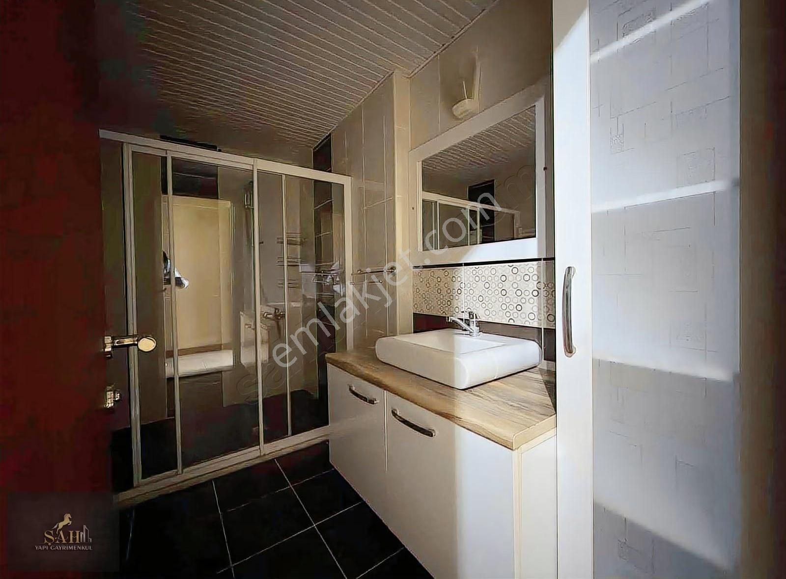 Şah Yapı'dan Merkezi Konum Geniş Ferah Eşyalı 3+1 Kiralık Daire - Görsel 22