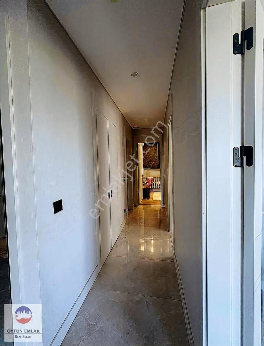 Tema İstanbul 2 Tadilatlı Satılık 2+1 Teras Kat Daire 150 M² - Görsel 2