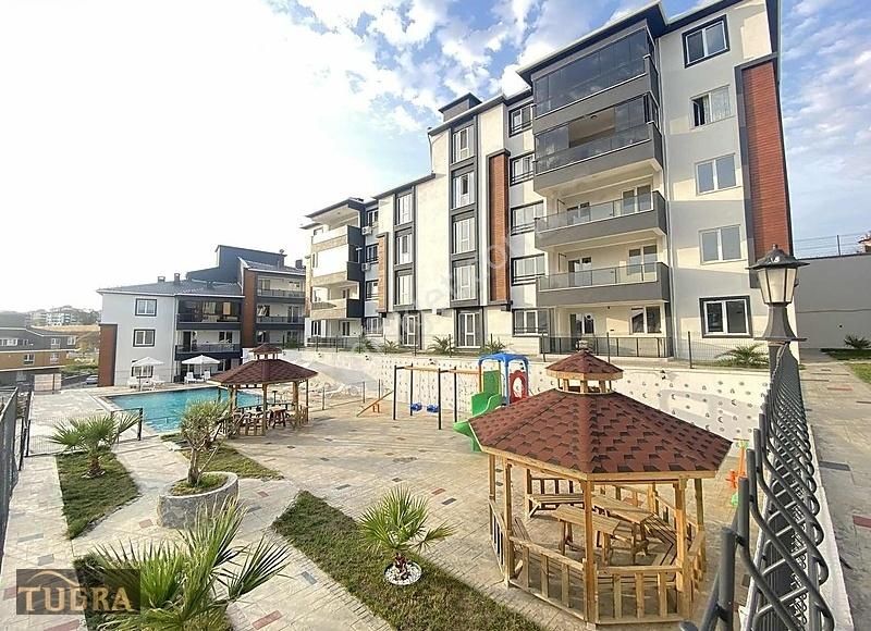 Tuğradan Rumelide Lüx Site İçinde 3+1 Daireler