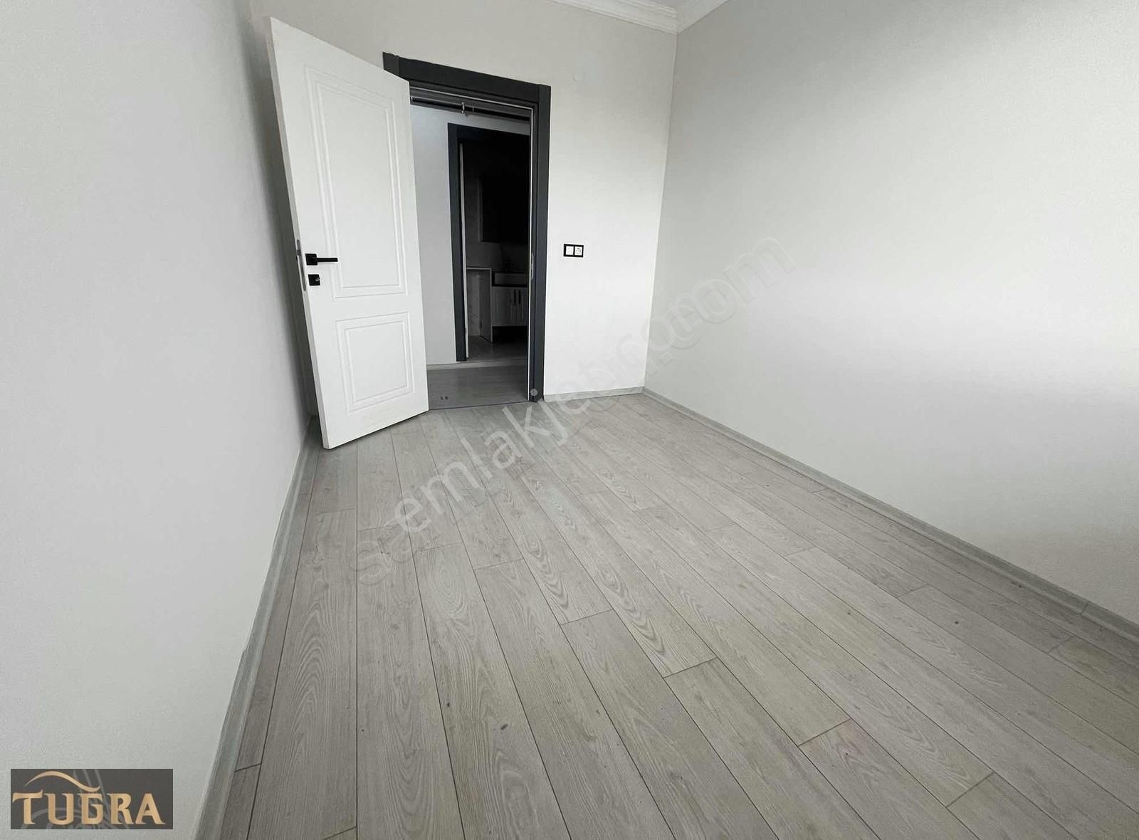 Tuğradan Rumelide 3+1 Bahçe Katı Fırsat Satılık Daire - Görsel 20