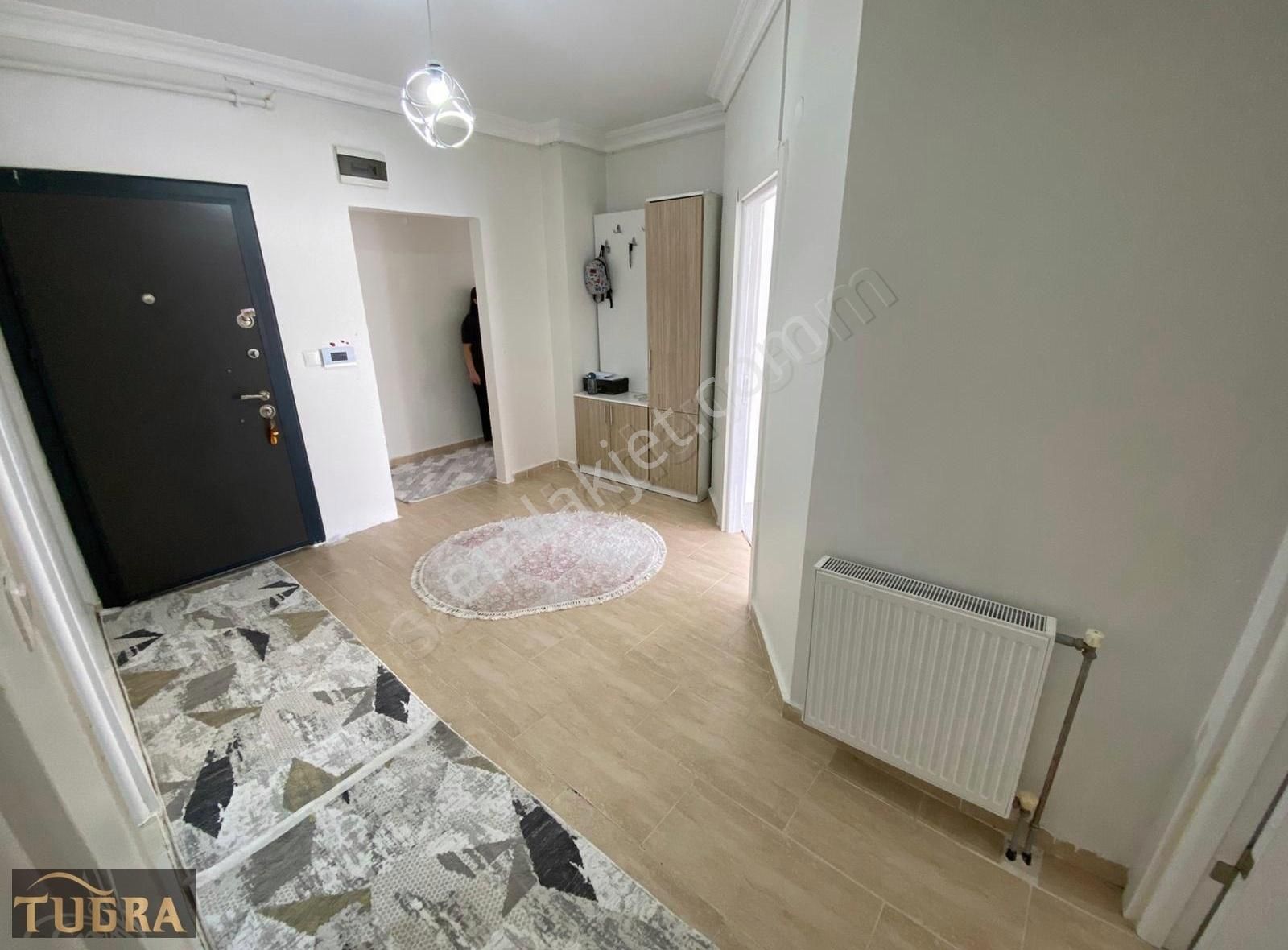 Tuğra'dan Reşadiye'de Satılık 3+1 Site İçi Ara Kat Satılık Daire - Görsel 13