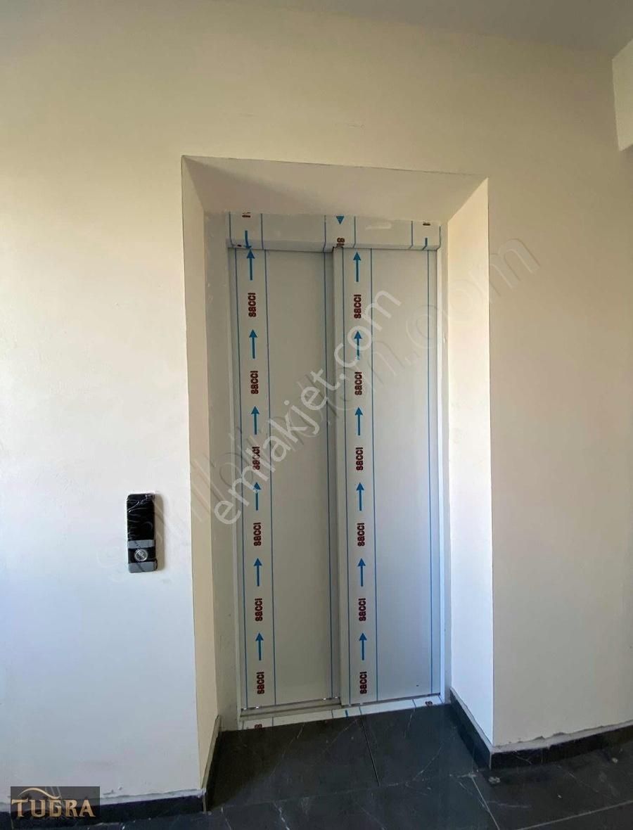 Tuğradan Rumelide Site İçi Emsalsiz Büyüklükte Lüx 1+1 Daireler - Görsel 7