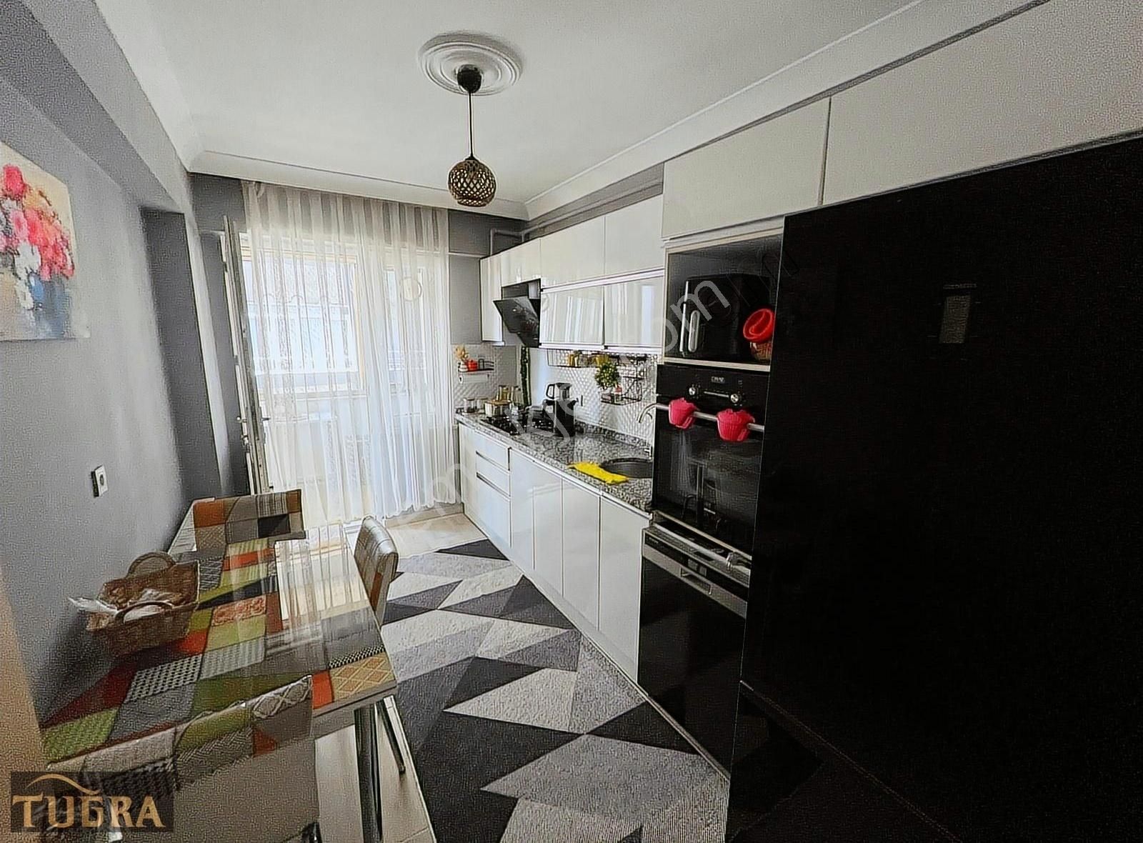 Tuğra'dan Rumeli Mahallesinde Satılık 4 Yıllık İskanlı 3+1 Daire - Görsel 3