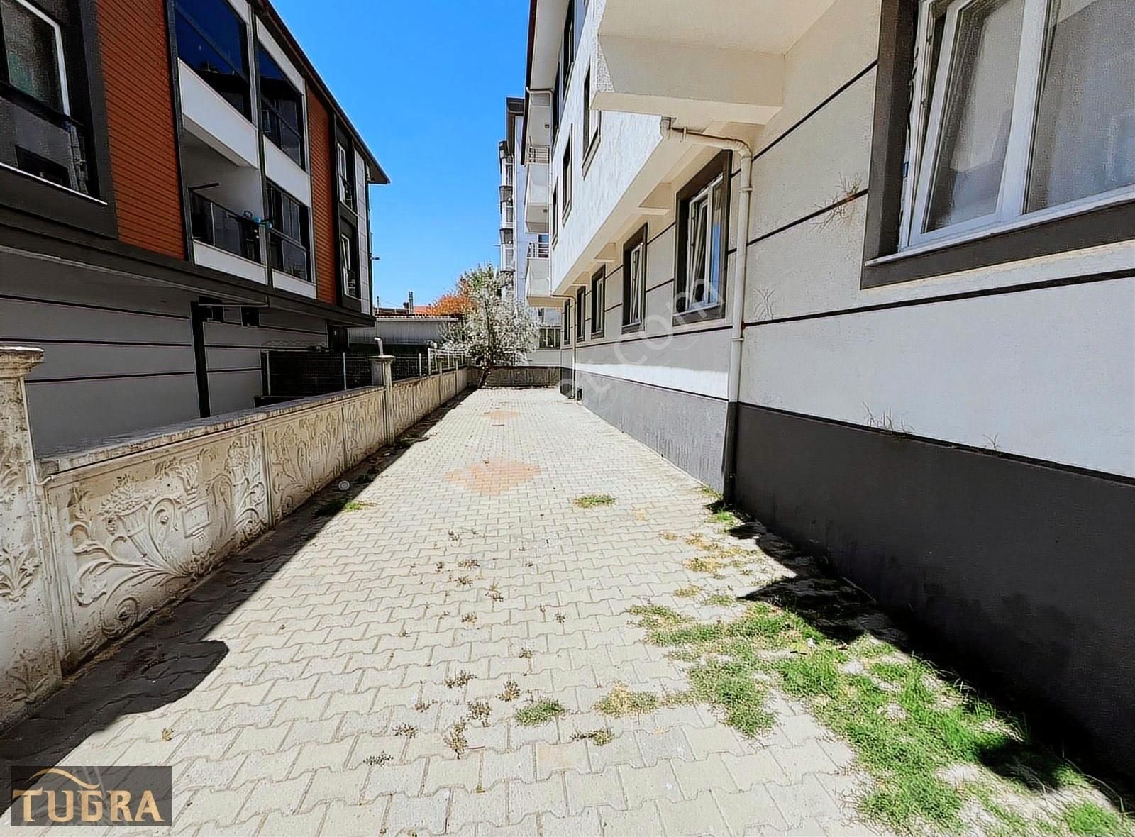 Tuğra'dan Rumeli Mahallesinde Satılık 4 Yıllık İskanlı 3+1 Daire - Görsel 21