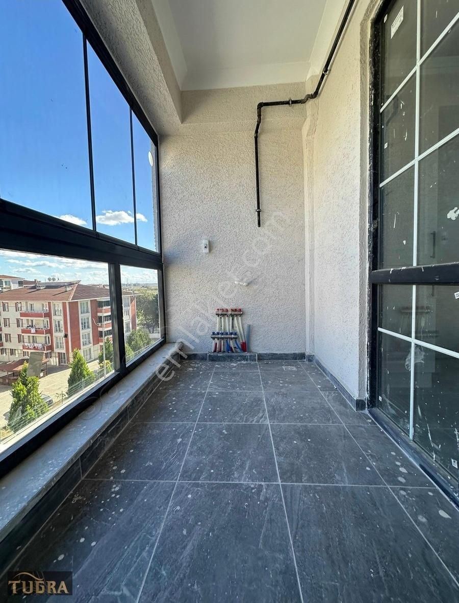 Tuğra'dan Rumeli Mahallesinde Ara Kat Sıfır 2+1 Daire!! - Görsel 8