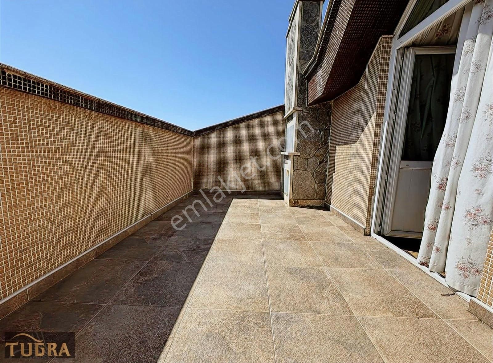 Tuğra'dan Açı Koleji Civarı Site İçerisinde 4+1 Satılık Dubleks! - Görsel 3