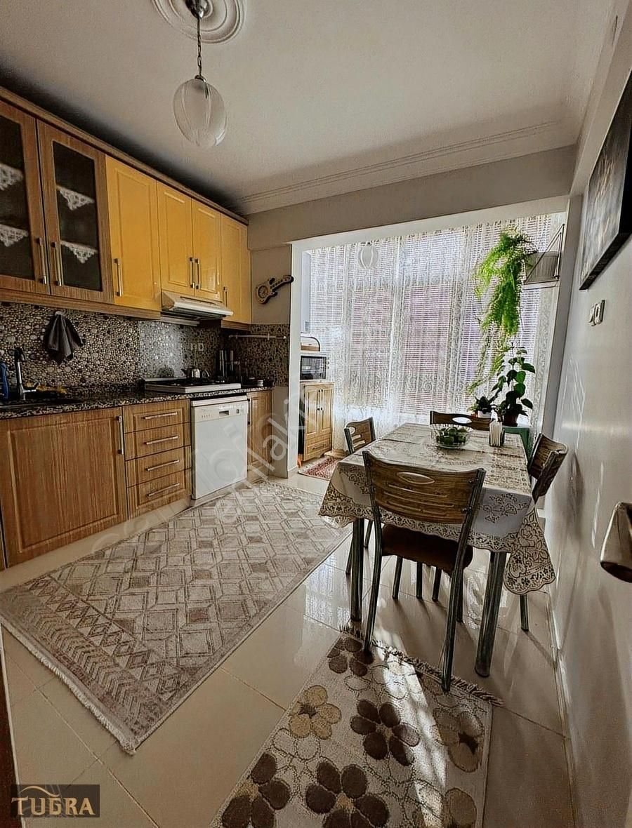 Şeyhsinan Mah.vehbi Günaştı Okulu Yakını 3+1 Arakat Satılık - Görsel 2