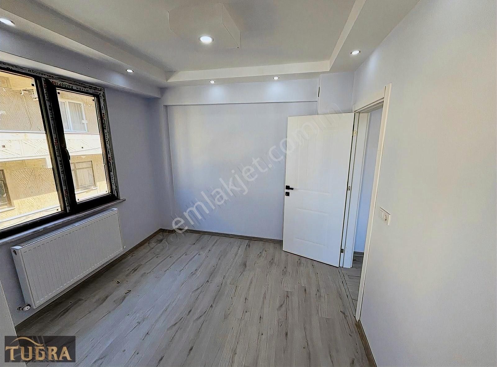 Tuğra'dan Bulvar Cephe'li Bina'da Arakat Satılık 1+1 Daire - Görsel 14