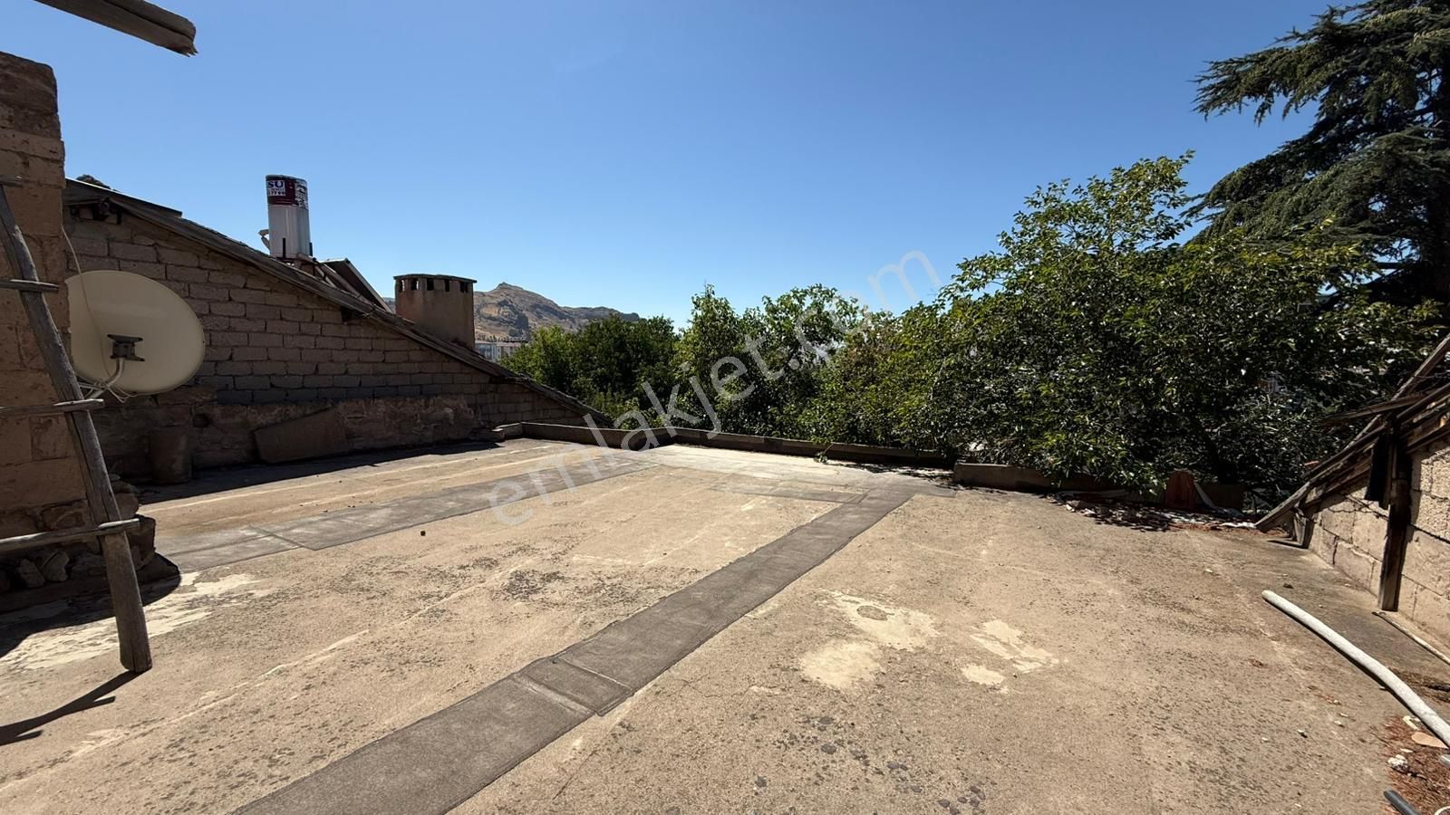 Öz Gaye Emlaktan Develi Aygöstende Satılık Tarihi Ev - Görsel 19