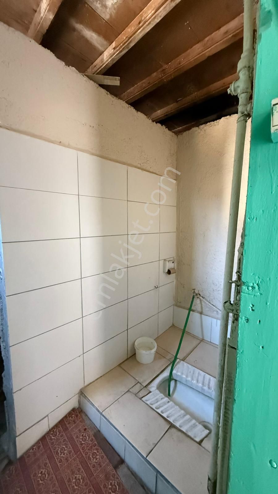 Öz Gaye Emlaktan Develi Aygöstende Satılık Tarihi Ev - Görsel 15