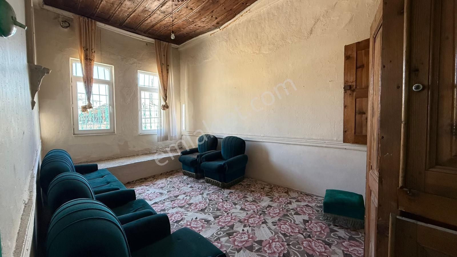 Öz Gaye Emlaktan Develi Aygöstende Satılık Tarihi Ev - Görsel 2