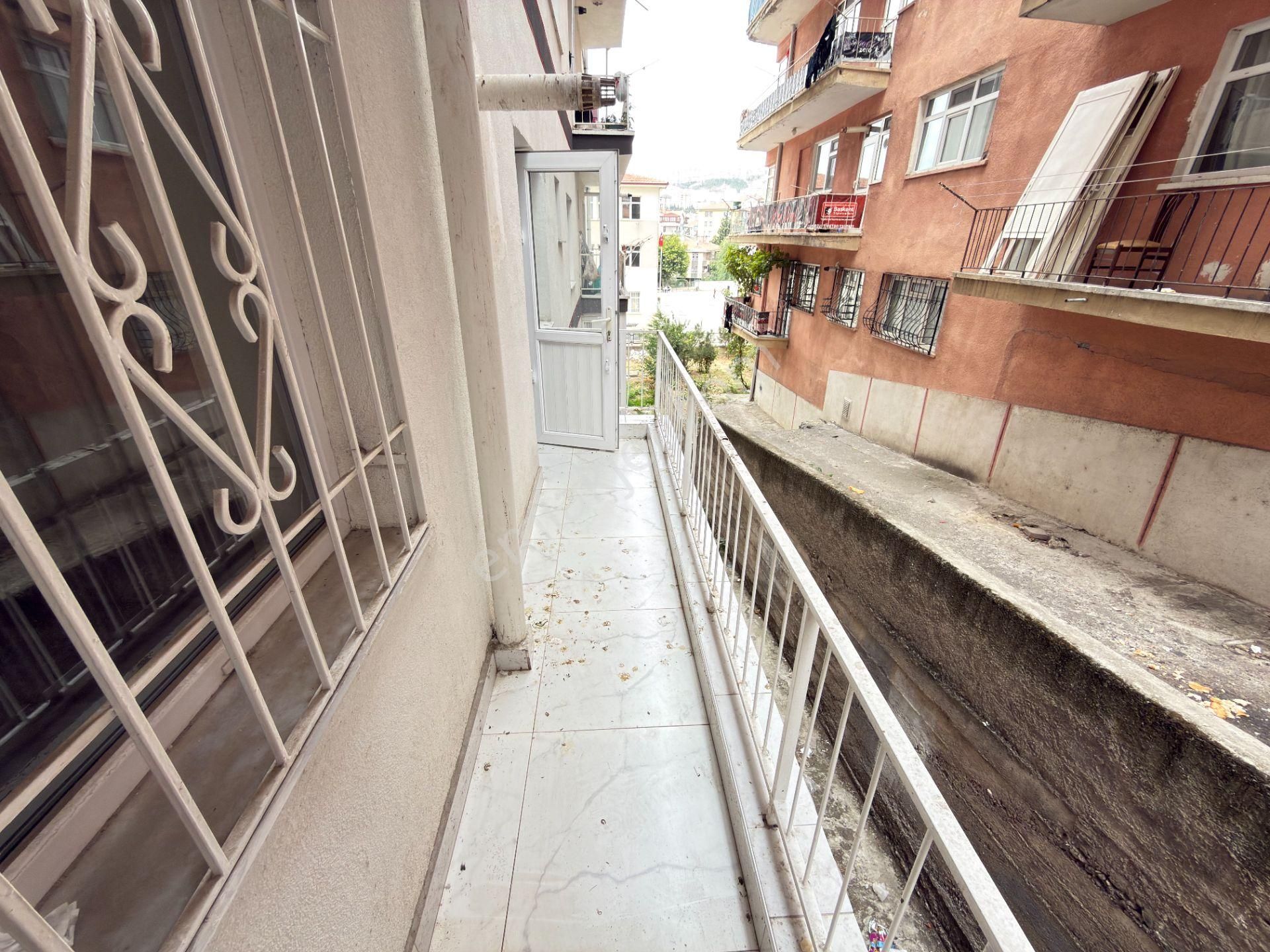 Adnan Yüksel Cad. Yakını 2+1 Kat Konumun'da Balkonlu Masrafsız - Görsel 29