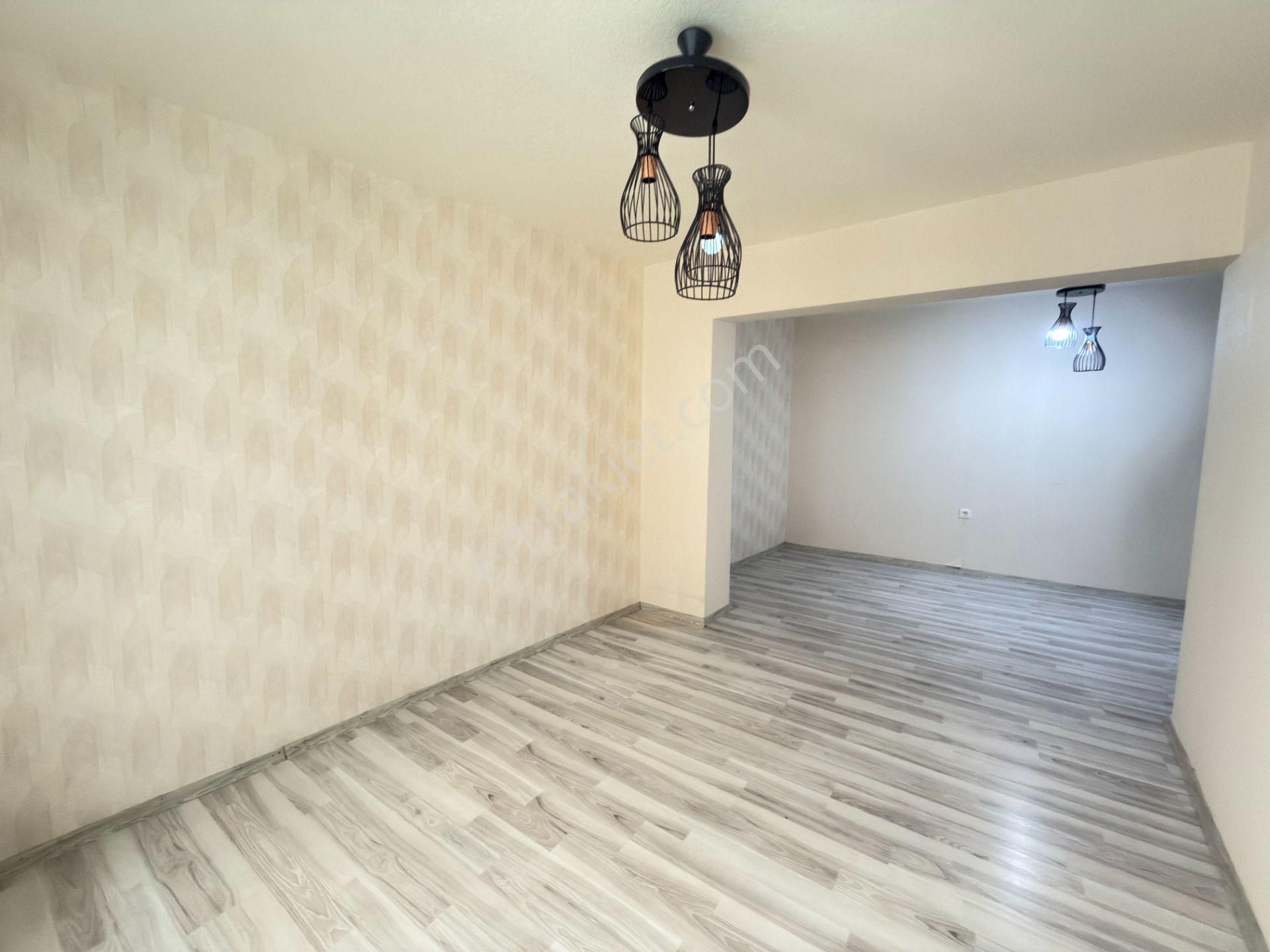 Adnan Yüksel Cad. Yakını 2+1 Kat Konumun'da Balkonlu Masrafsız - Görsel 11