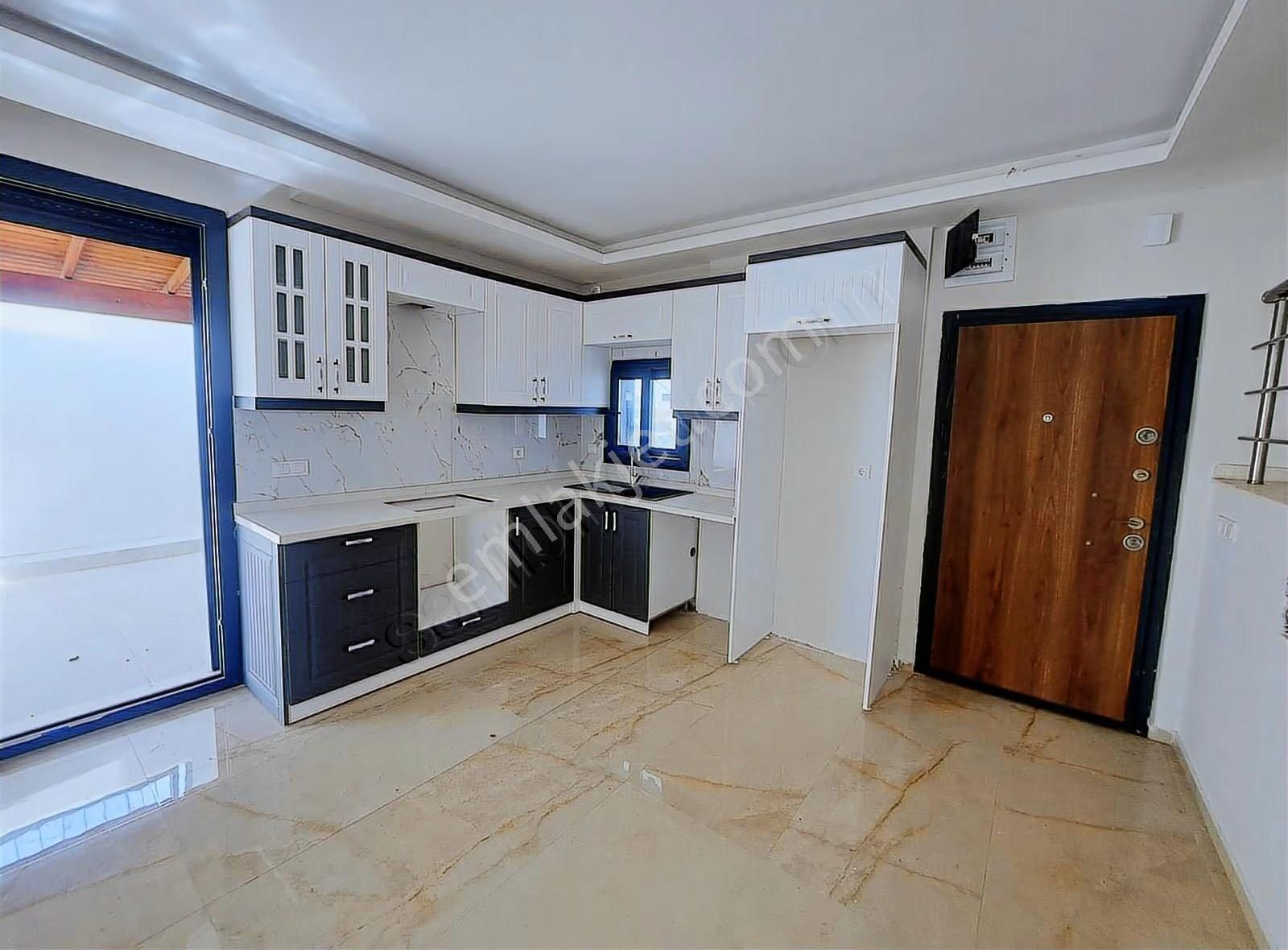 İzmir Seferihisar Atatürk Mah'de 4+1 Deniz Manzaralı Yazlık - Görsel 12