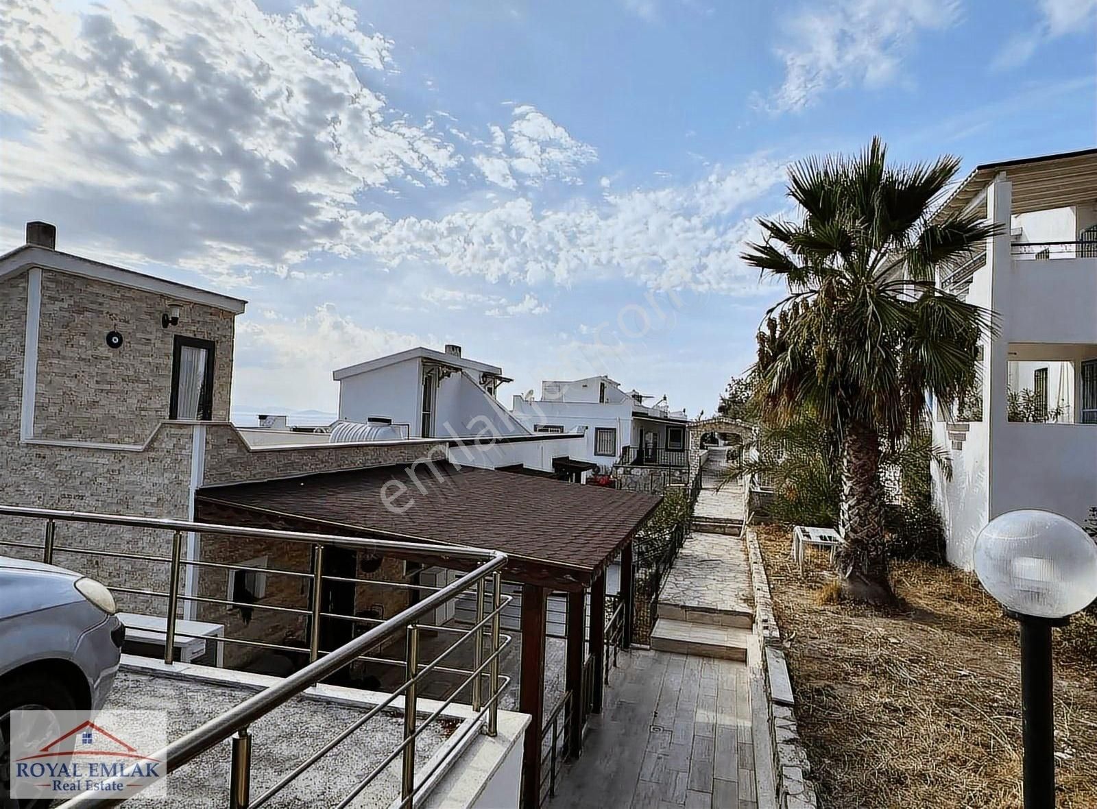 Bodrum Adabükü Gültan Sitesinde Satılık 3+1 Eşyalı Dublex - Görsel 2