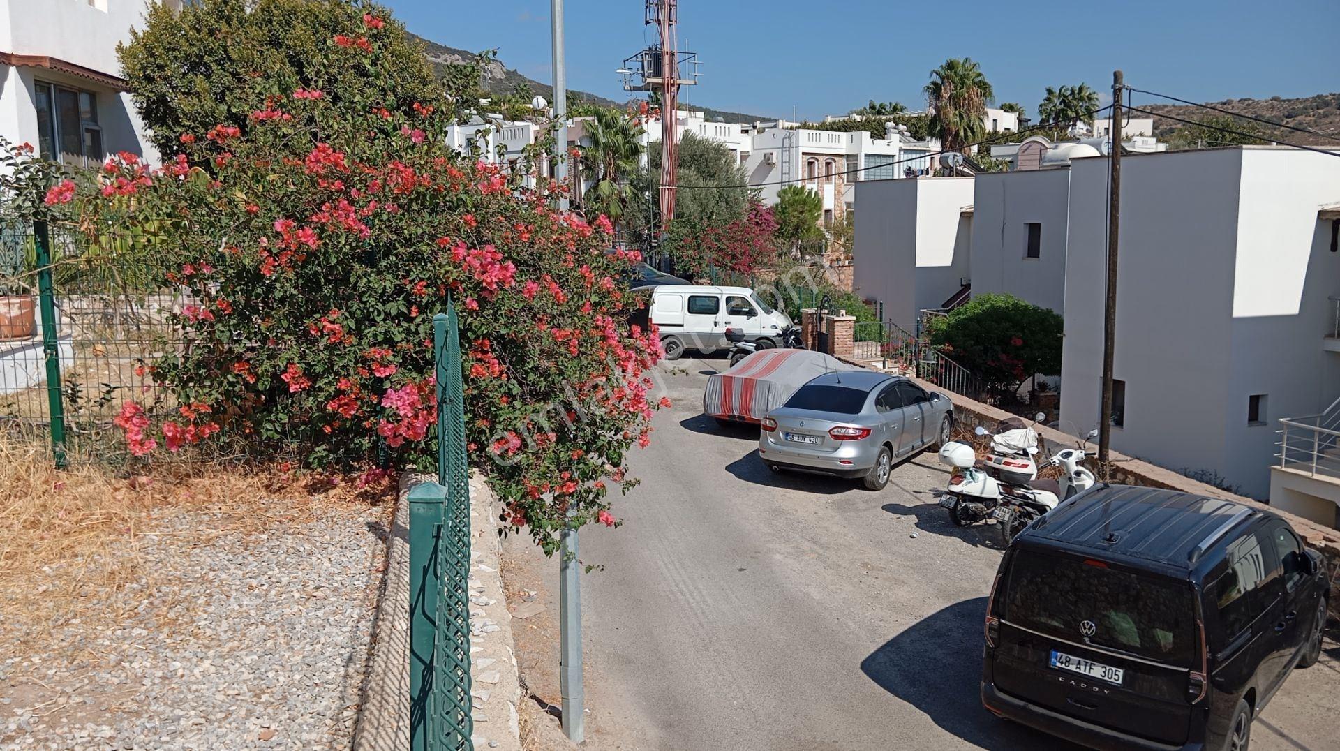 Bodrum, Ortakent, Eşyasız Kiralık 3+1 Bahçe Katı Daire - Görsel 25