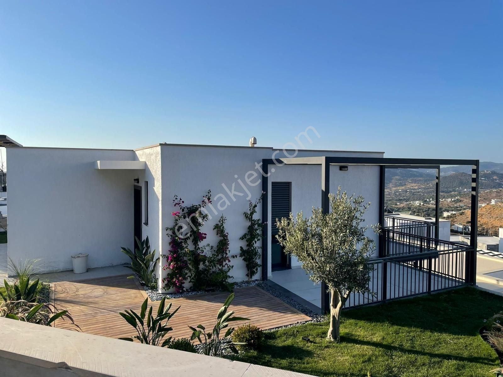 Bodrum Satılık Deniz Manzaralı 4+1 Müstakil Villa - Görsel 16