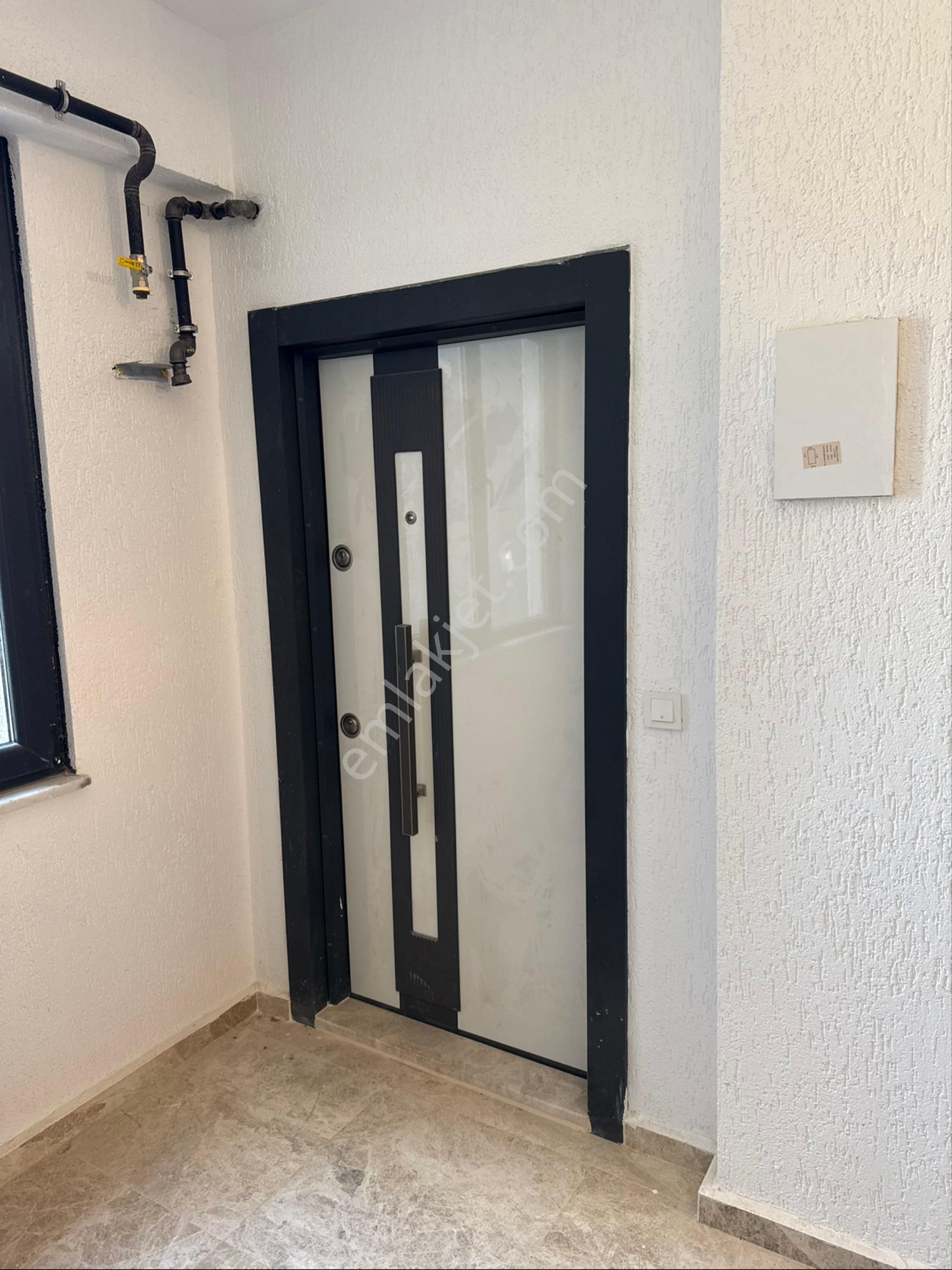 Sahibinden Satılık Sıfır 1+1 Balkonlu Daire