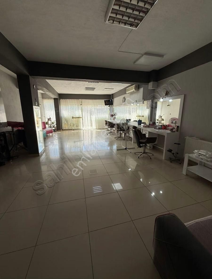 Sarıgöl Merkezi Konumda Satılık Dükkan 123 M2 - Görsel 2