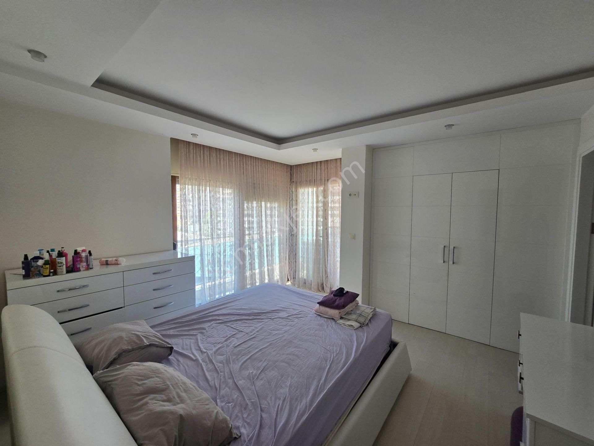 Crystal Parkta Satılık 3+1 Site İçerisinde Havuz Manzaralı Daire - Görsel 18