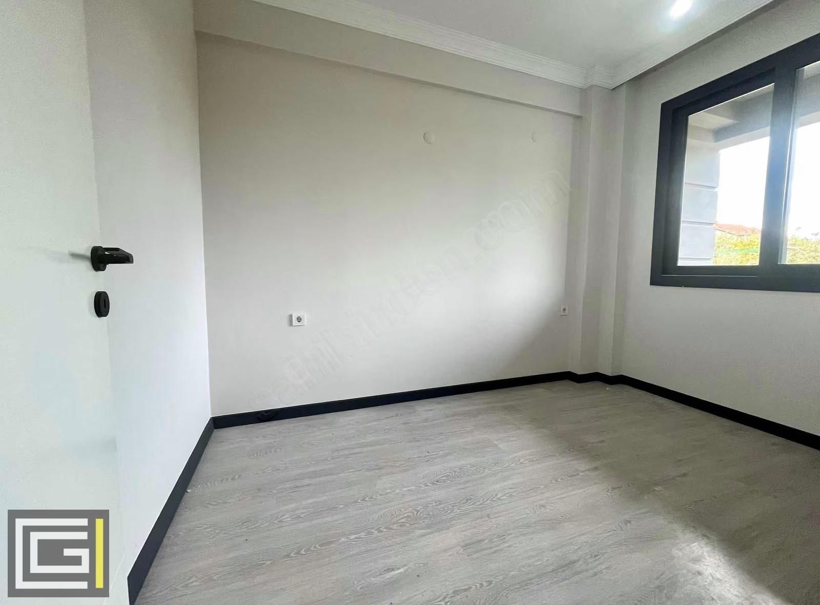 Foça Mah. Havuzlu Müstakil Girişli Yeni Yapı Satılık 2+1! - Görsel 16
