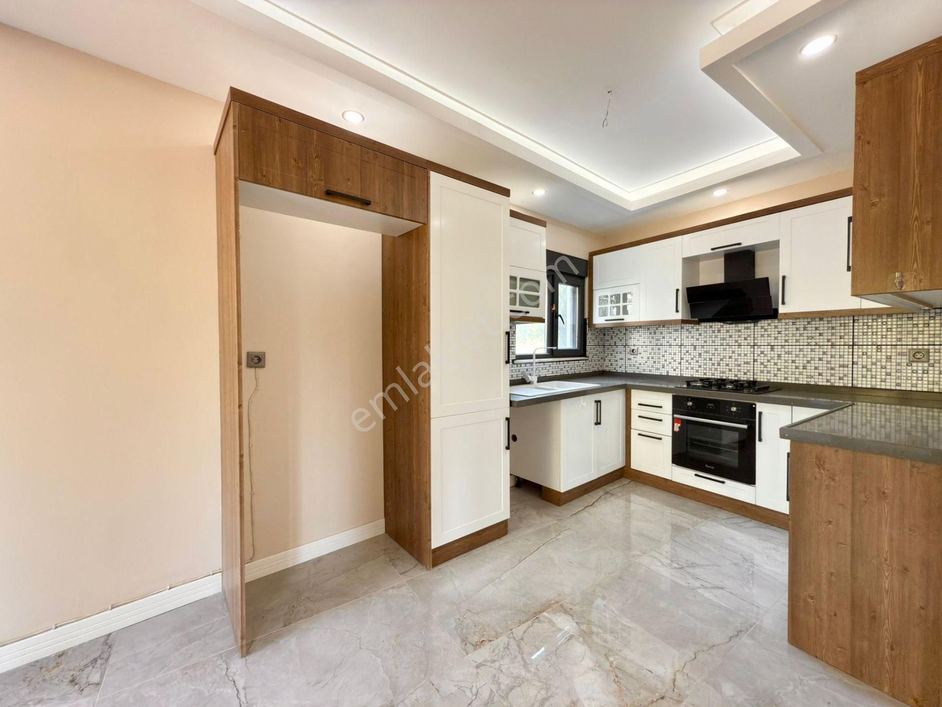 Yükselden Kaz Dağlarının Eteklerinde 4+1 Ultra Lüx Satılık Villa - Görsel 3