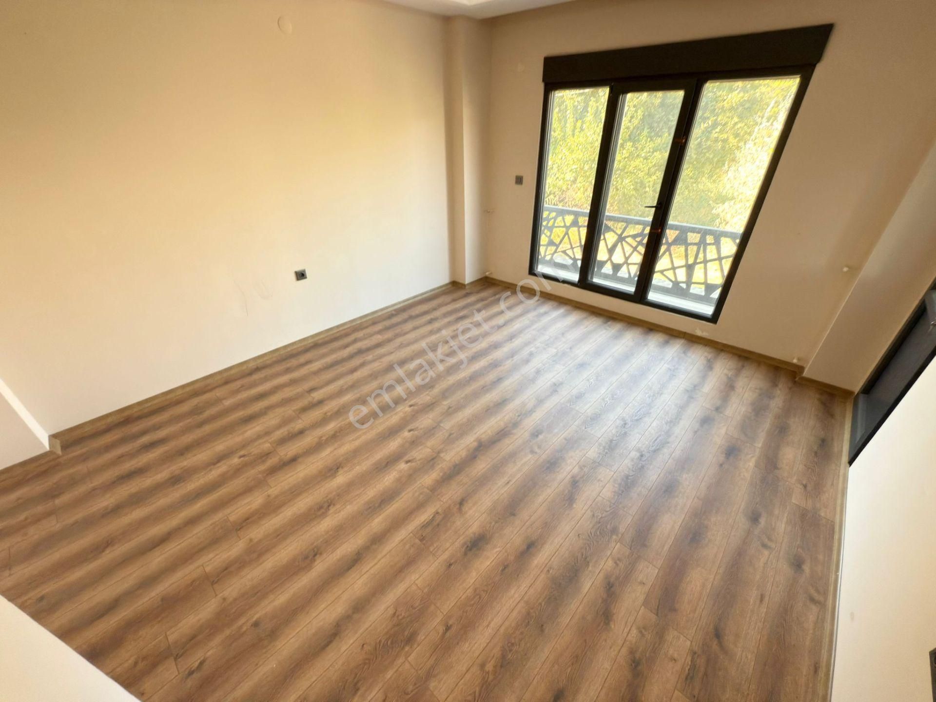 Yükselden Kaz Dağlarının Eteklerinde 4+1 Ultra Lüx Satılık Villa - Görsel 19