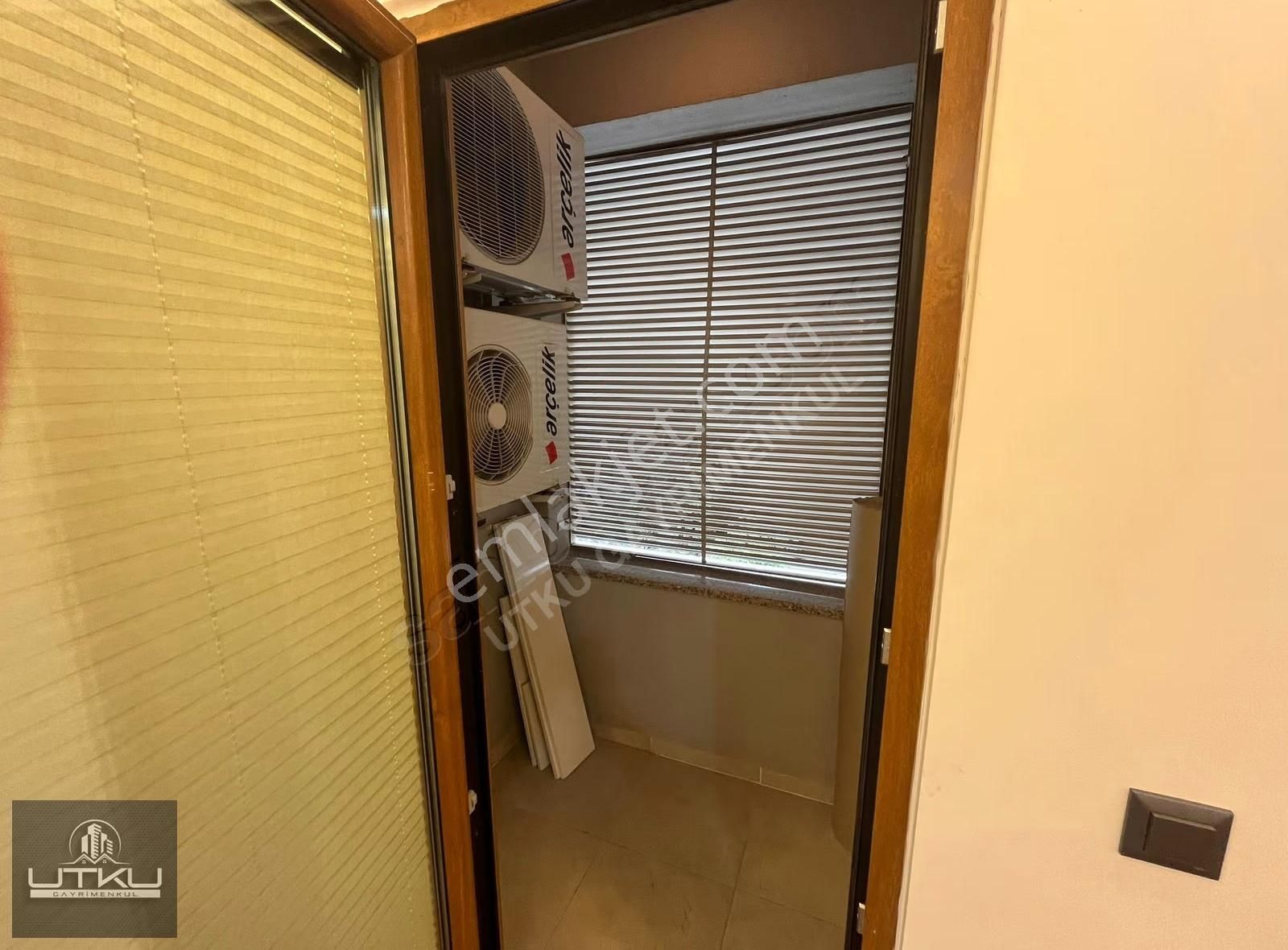 Utkudan Caddebostan Sahil Parselinde Balkonlu 2+1 Satılık Daire - Görsel 6