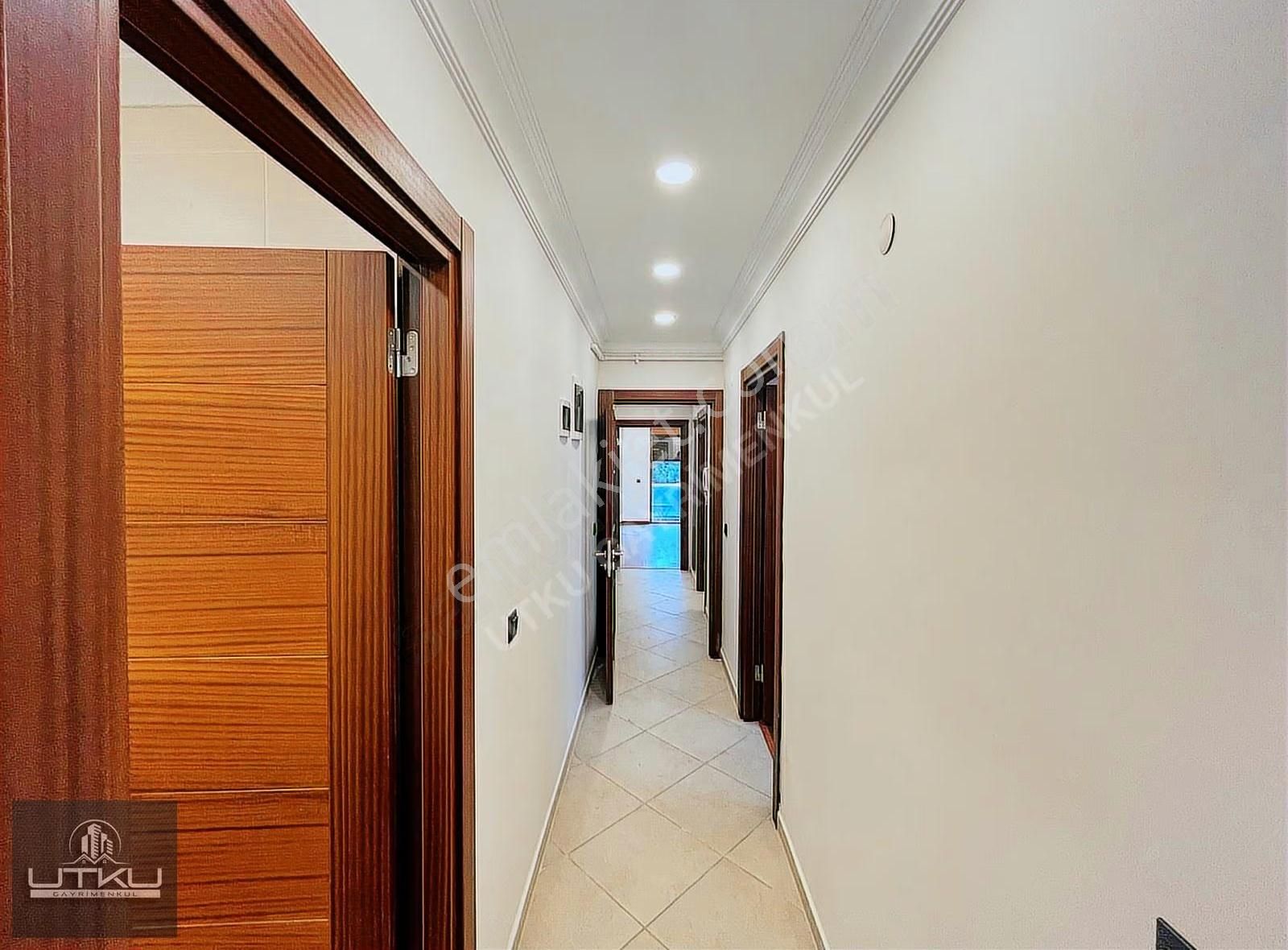 Utkudan Caddebostan Sahil Parselinde Balkonlu 2+1 Satılık Daire - Görsel 17