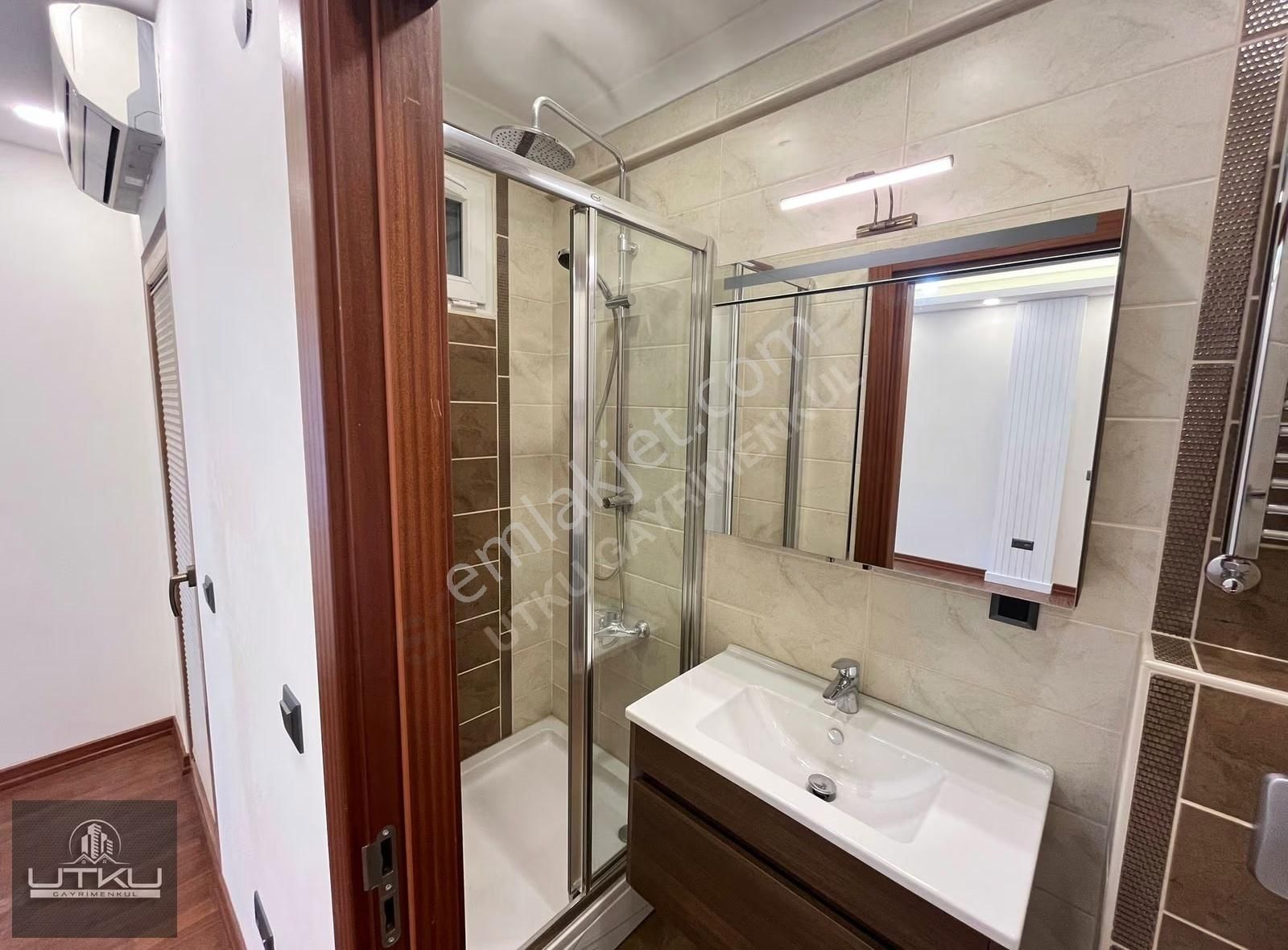 Utkudan Caddebostan Sahil Parselinde Balkonlu 2+1 Satılık Daire - Görsel 22