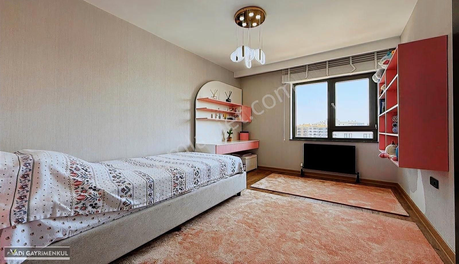 Vadi'den Bulvar Yakını Katta Yapılı Lüks 4+1 Site Dairesi - Görsel 27