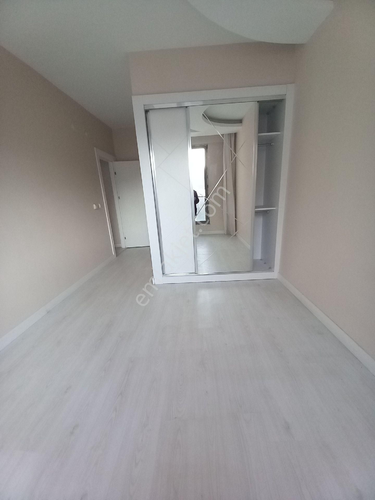 Asil Emlaktan Gazi Mahallesinde Kiralık Sıfır Da - Görsel 18