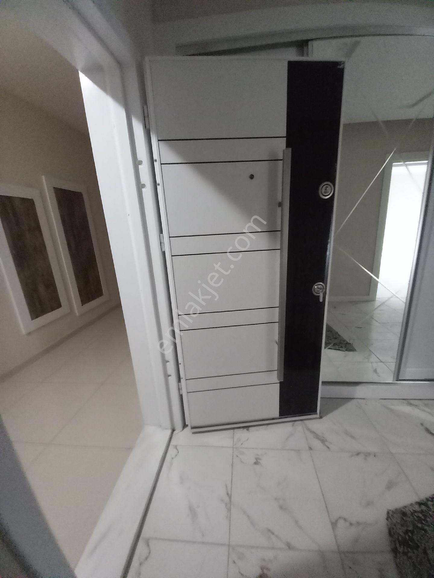 Asil Emlaktan Gazi Mahallesinde Kiralık Sıfır Da - Görsel 3