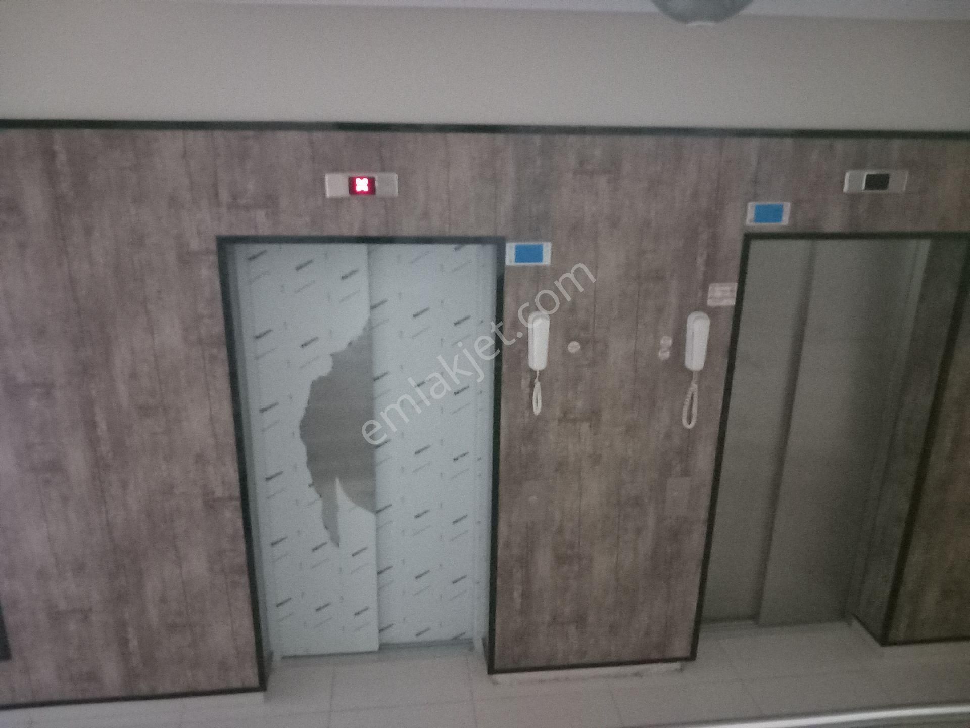 Asil Emlaktan Gazi Mahallesinde Kiralık Sıfır Da