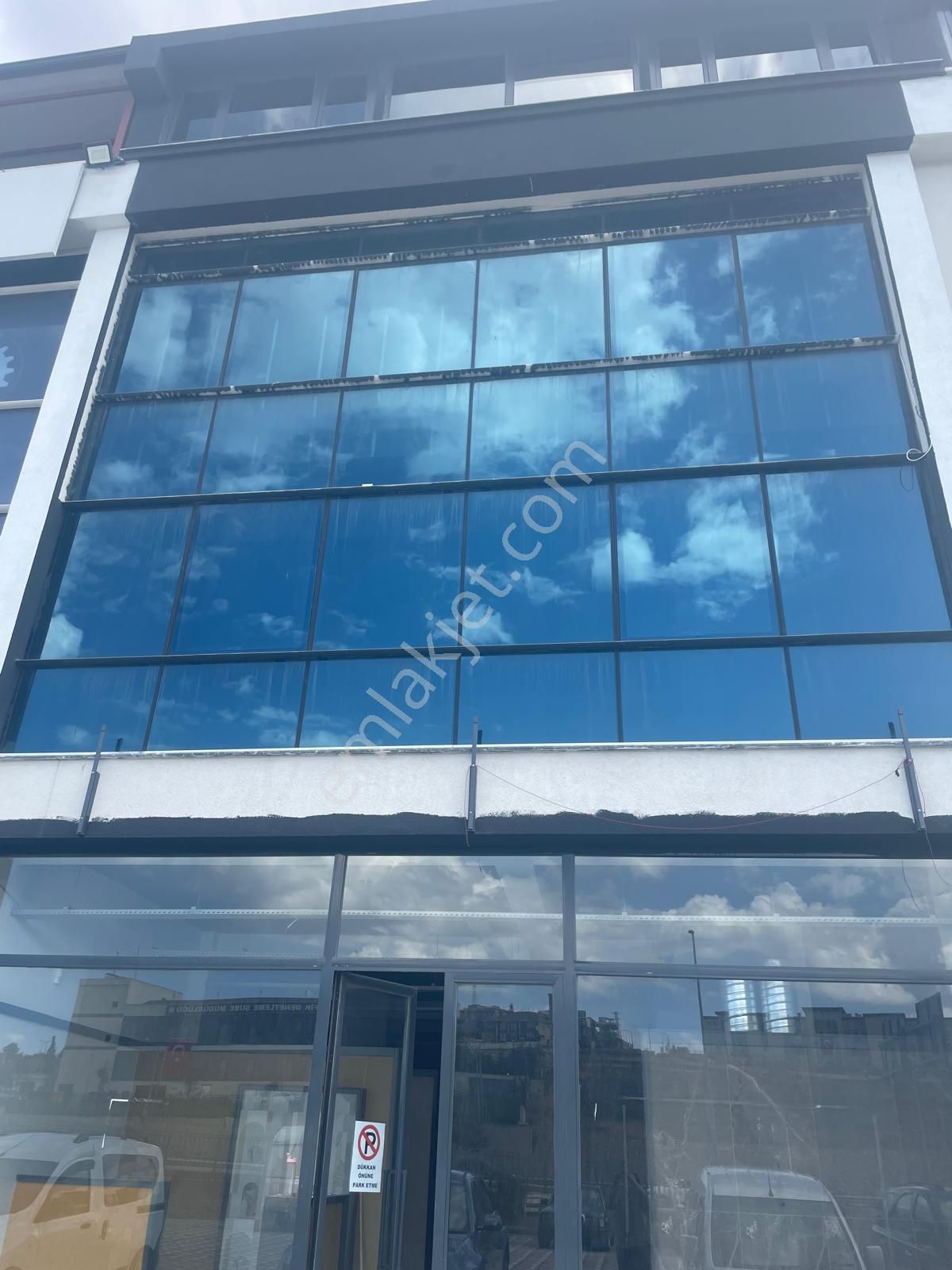 Yalova Ticaret Merkezi'nde Bursa Yoluna Cepheli Satılık Plaza - Görsel 3