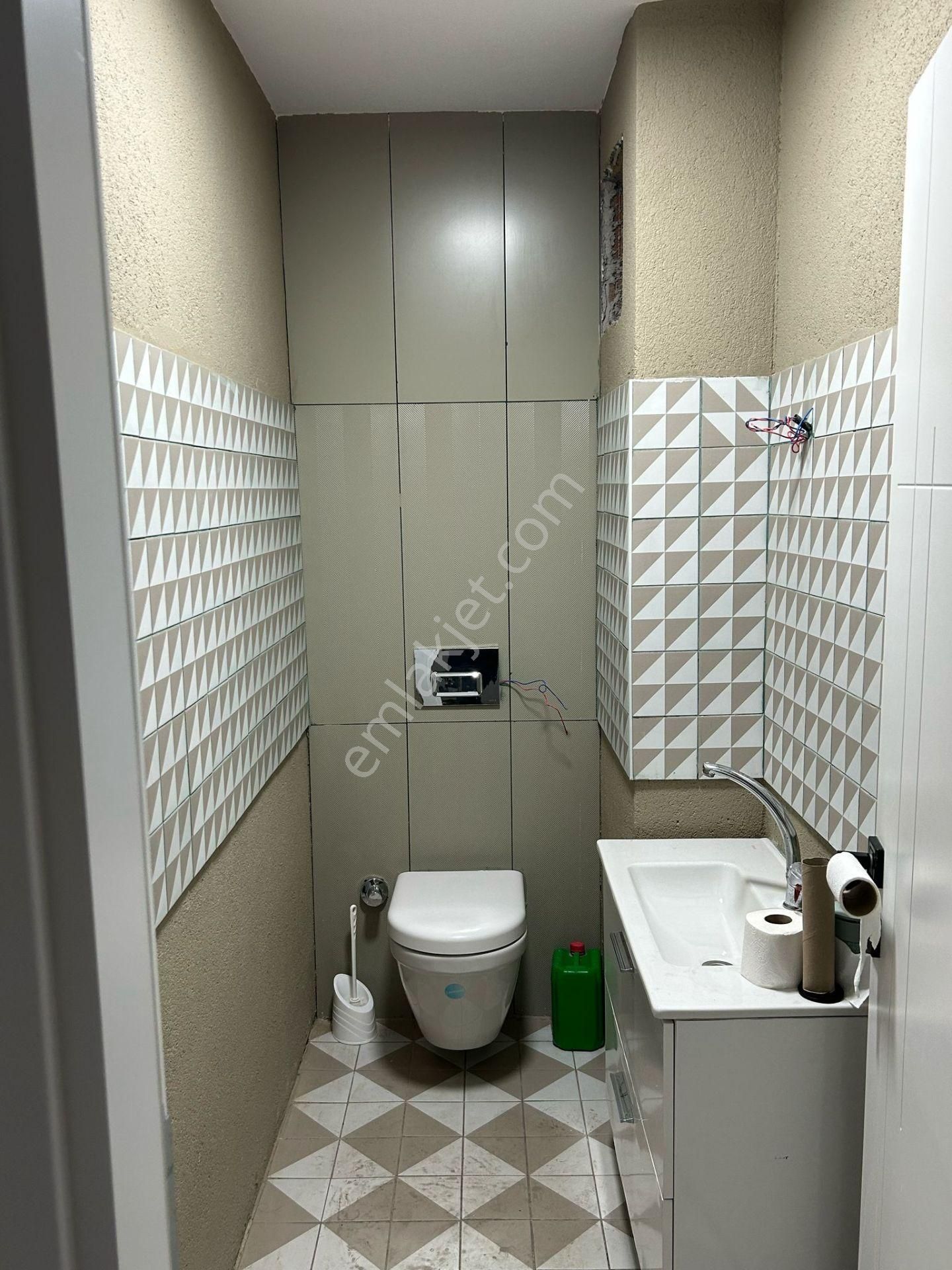 Yalova Ticaret Merkezi'nde Bursa Yoluna Cepheli Satılık Plaza - Görsel 21