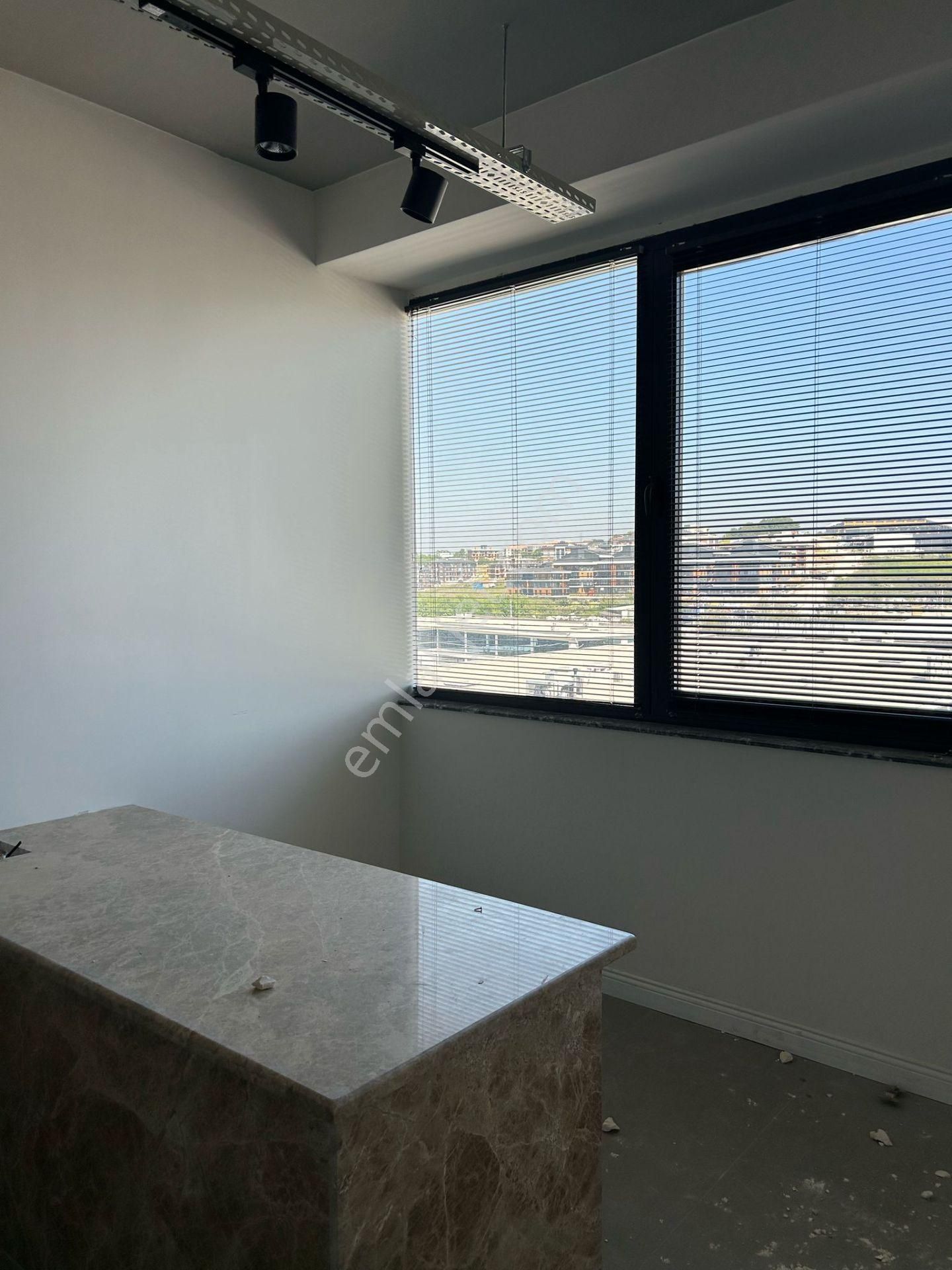 Yalova Ticaret Merkezi'nde Bursa Yoluna Cepheli Satılık Plaza - Görsel 17