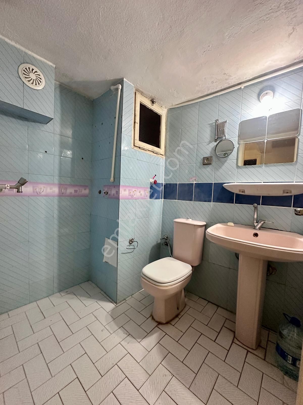 Alsancak Kahramanlarda 1.kat 2+1 90 M2 Asansörlü Boş Satılık Daire - Görsel 17