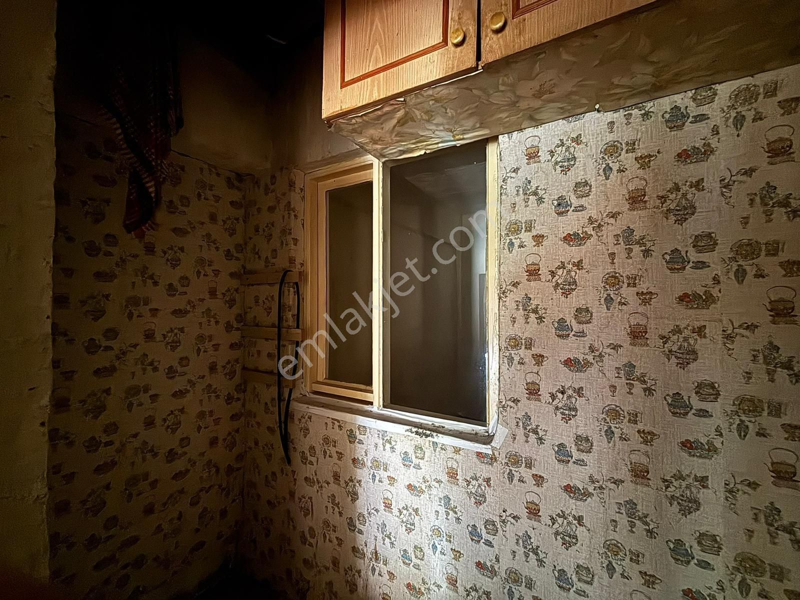 Alsancak Kahramanlarda 1.kat 2+1 90 M2 Asansörlü Boş Satılık Daire - Görsel 14