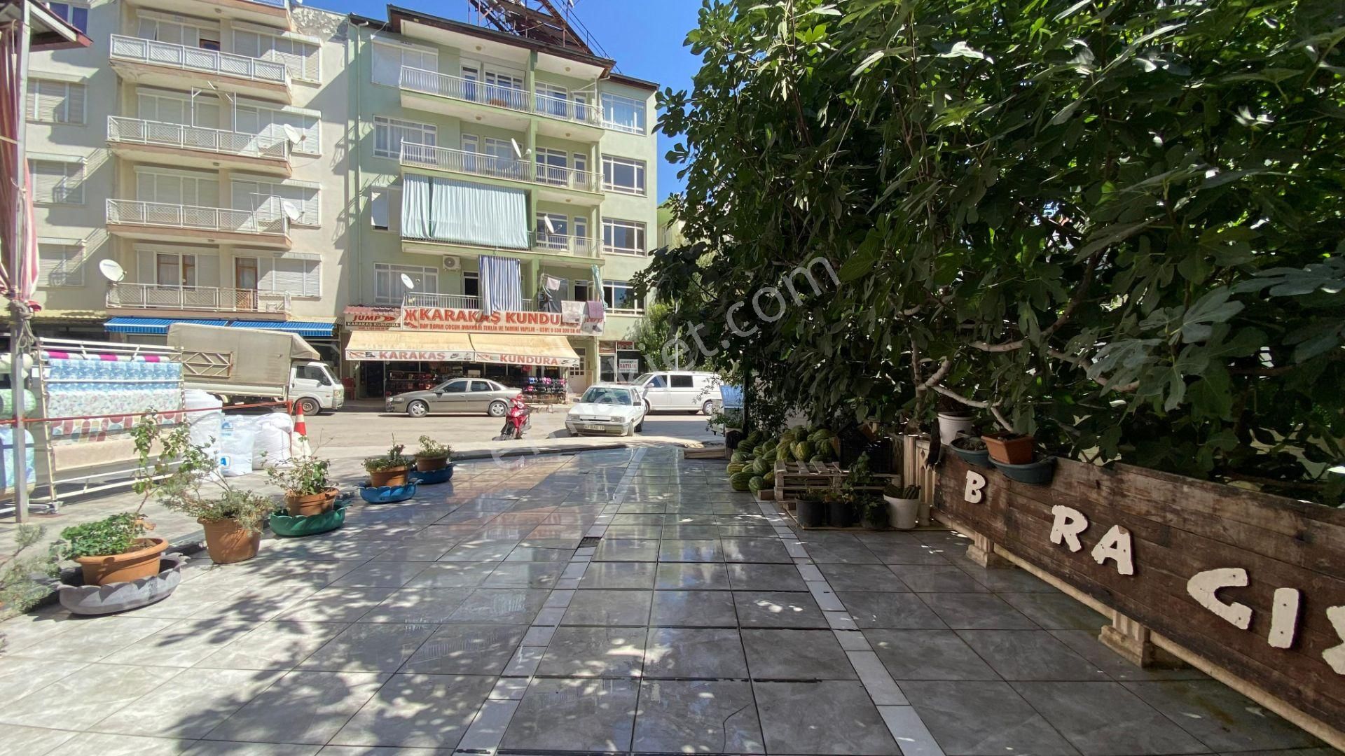 Vip Gayrimenkul Merkezde 3 Katlı, İki Tarafı Yol Cephe Dükkan - Görsel 26