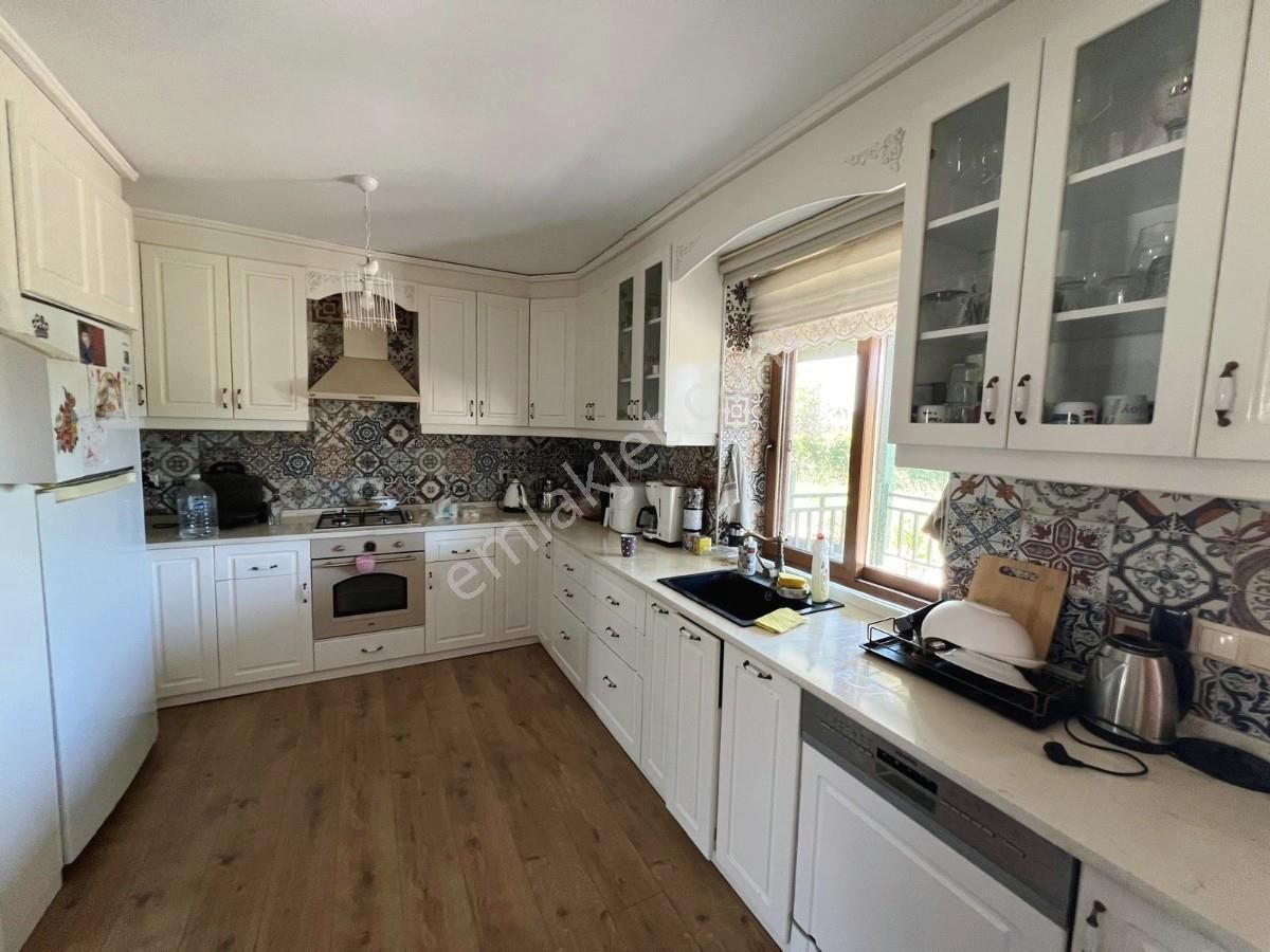 Foçada Satılık Havuzlu Taş Dubleks Villa Ve 2 Adet Bungalov - Görsel 30