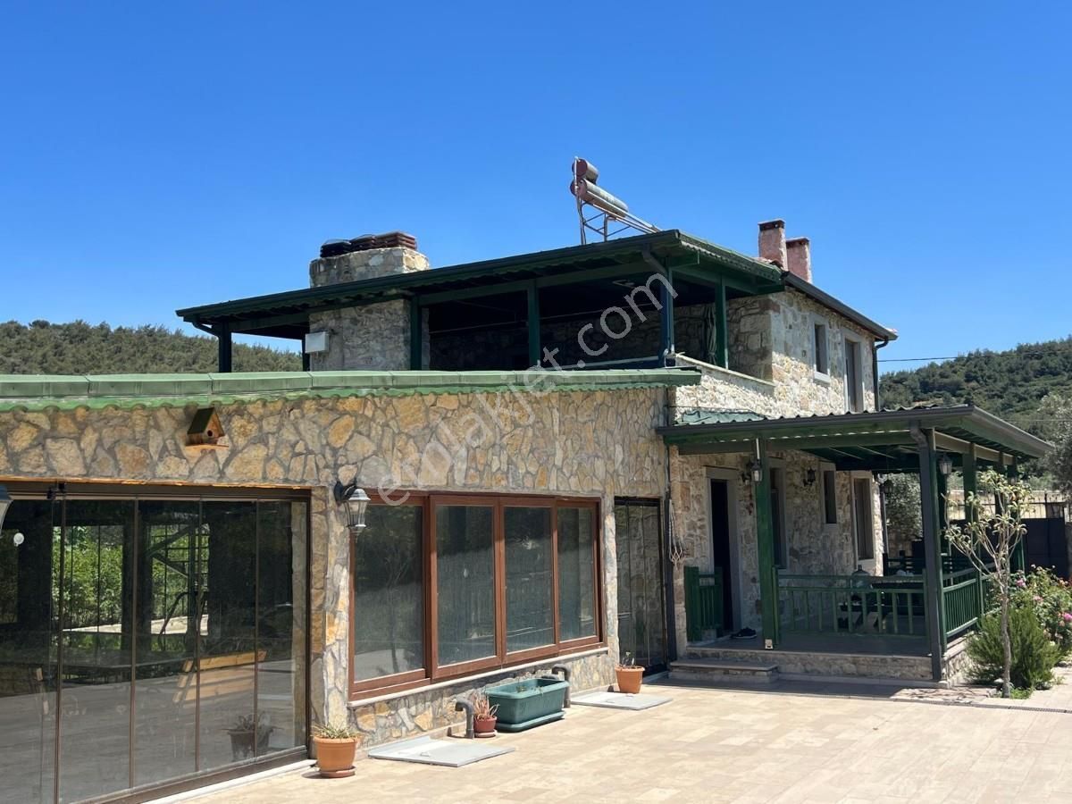 Foçada Satılık Havuzlu Taş Dubleks Villa Ve 2 Adet Bungalov - Görsel 26