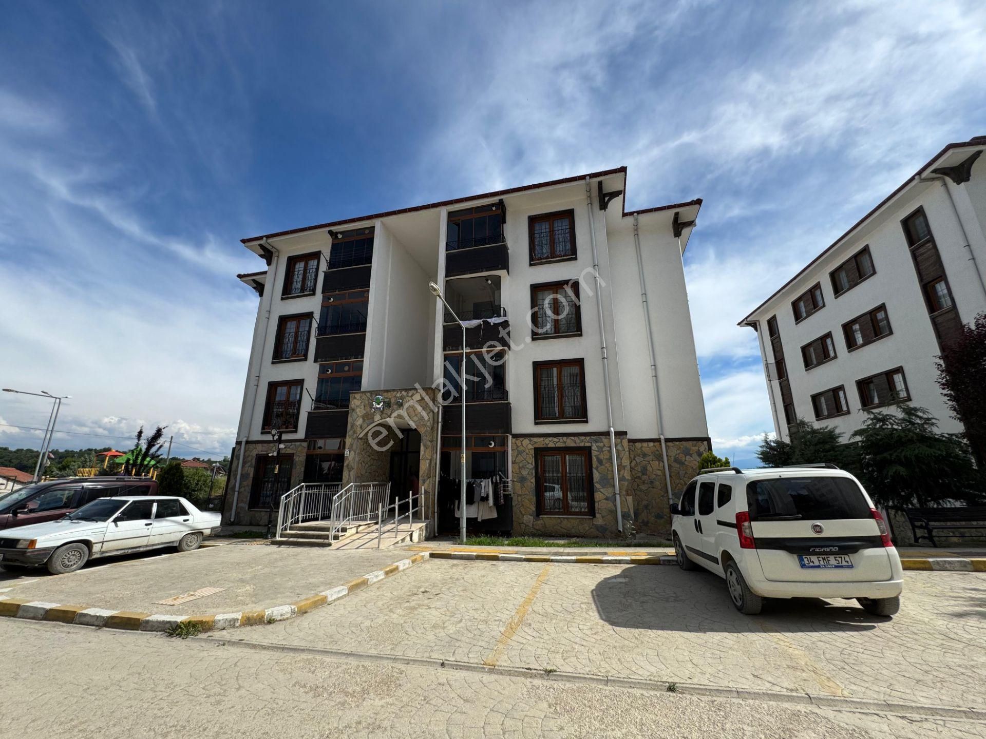 Düzce Boğaziçi Toki'de Satılık 2+1 90 M2 Daire - Görsel 31