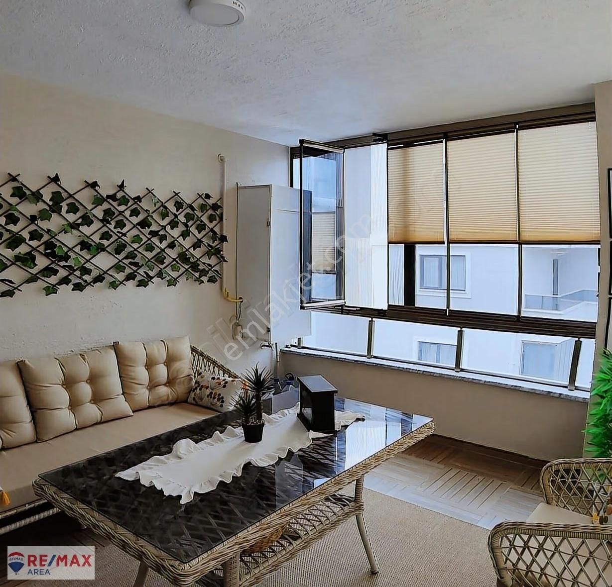 Remax Area'dan Geniş Ve Ferah Göl Manzaralı Dubleks Daire - Görsel 2