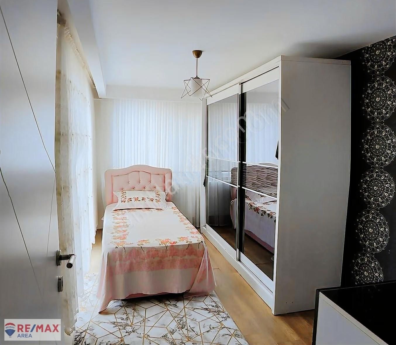 Remax Area'dan Geniş Ve Ferah Göl Manzaralı Dubleks Daire - Görsel 19