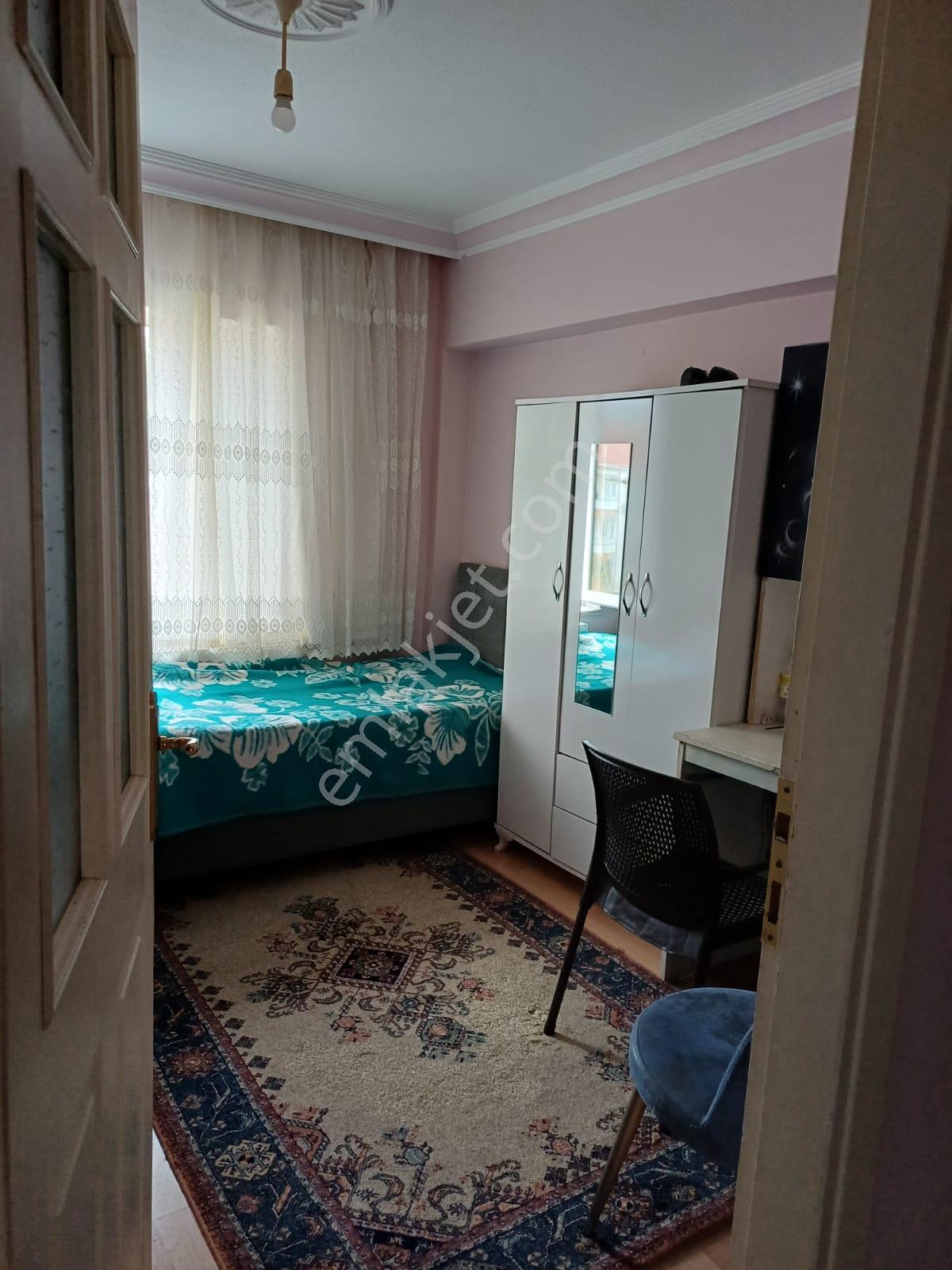 Arkadaş Emlaktan Bahçelievler Şenyurtta 1.kat 3+1 Satılık Daire 2.950.000 Tl - Görsel 10